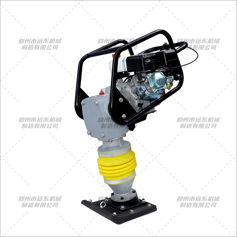 95型汽油款冲击夯(图1) 95型汽油款冲击夯(图1)